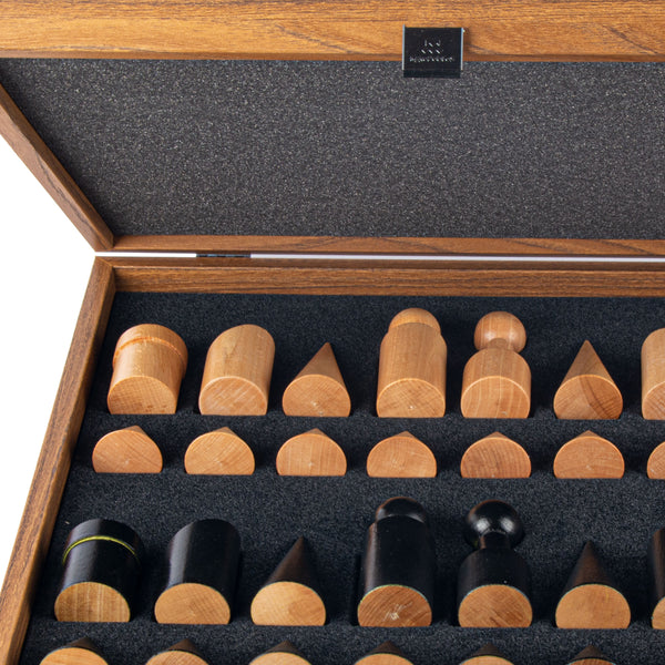 Bauhaus Chess Set - Black
